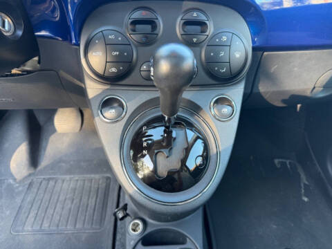 2012 FIAT 500 Lounge