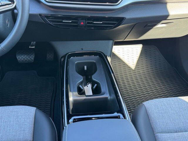 2025 Volkswagen ID.4 Pro