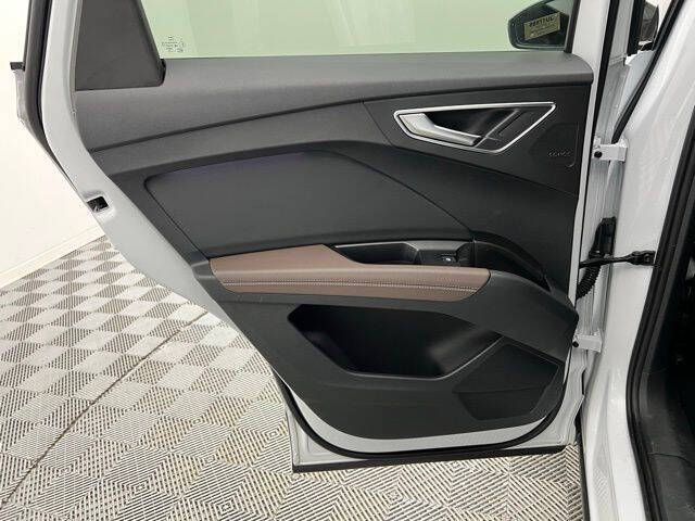 2023 Audi Q4 e-tron quattro Premium Plus 50