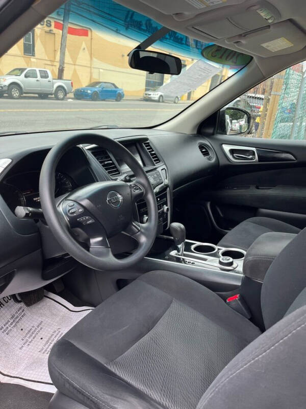 2015 Nissan Pathfinder S