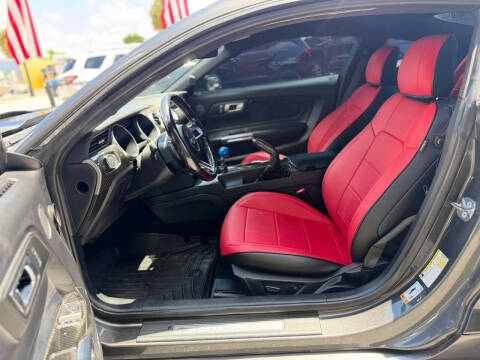 2020 Ford Mustang