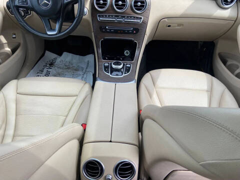 2019 Mercedes-Benz GLC GLC 300