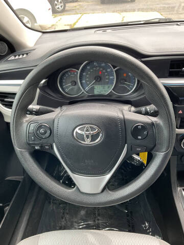 2016 Toyota Corolla LE