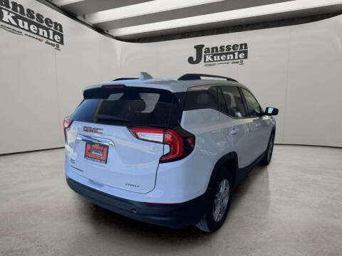 2022 GMC Terrain SLE