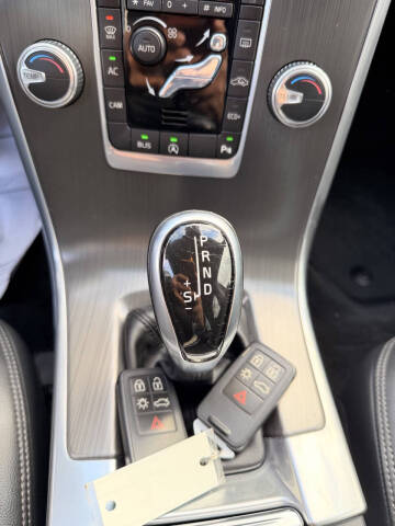 2016 Volvo XC60 T5 Drive-E