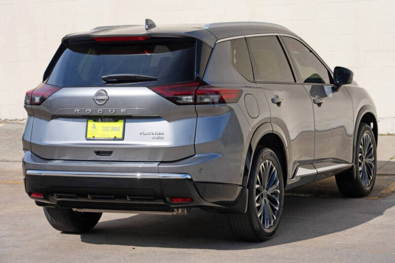 2024 Nissan Rogue Platinum