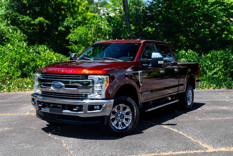2017 Ford F-350 Super Duty Lariat