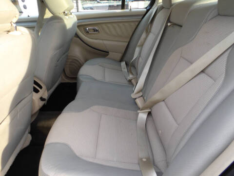 2014 Ford Taurus SEL