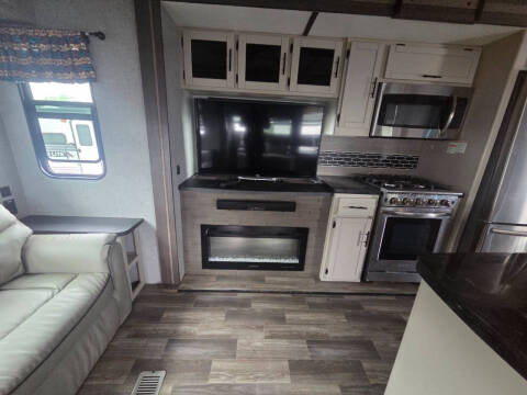 2020 Keystone RV HAMPTON
