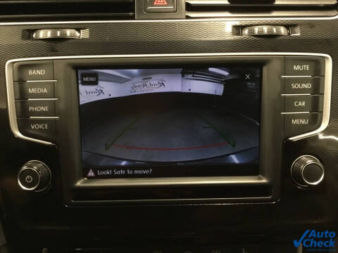 2017 Volkswagen Golf GTI SE