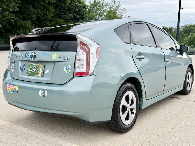 2013 Toyota Prius Two
