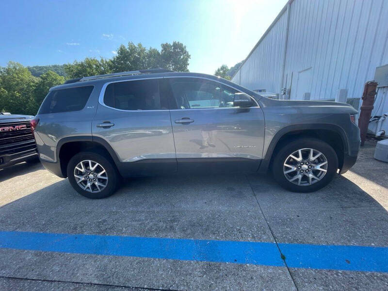 2021 GMC Acadia SLT