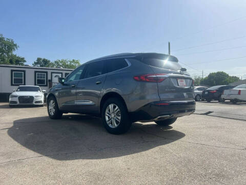 2018 Buick Enclave Essence