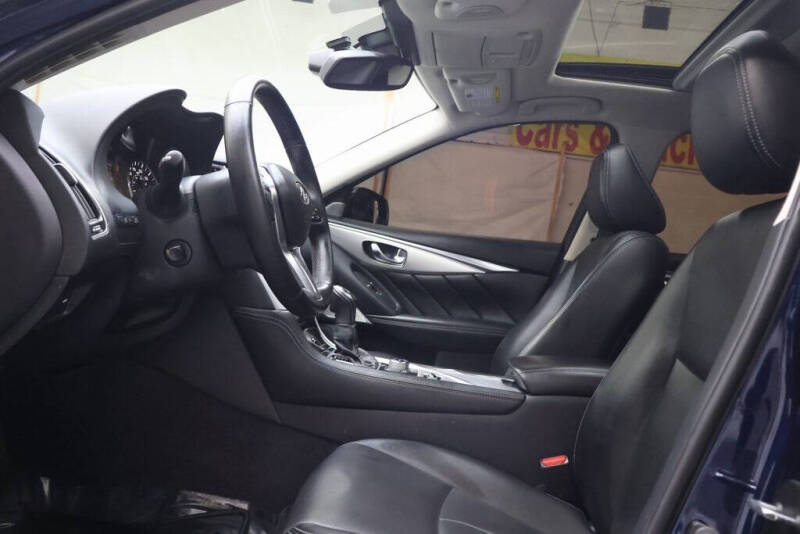 2022 Infiniti Q50 Luxe