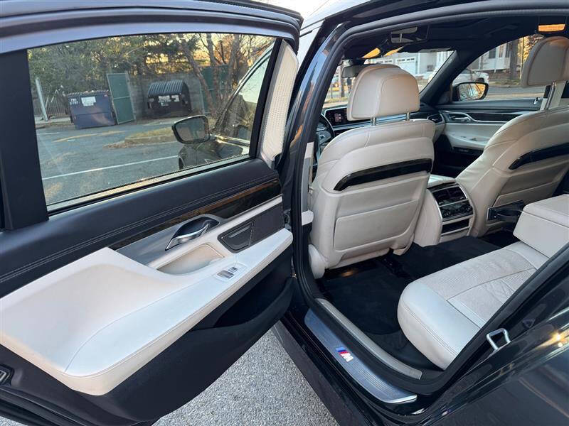 2016 BMW 7 Series 740i