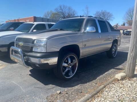 2006 Chevrolet Avalanche for sale at Butler's Automotive in Henderson KY