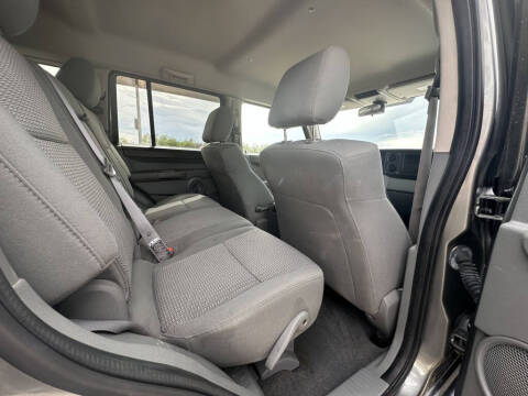 2007 Jeep Commander Sport