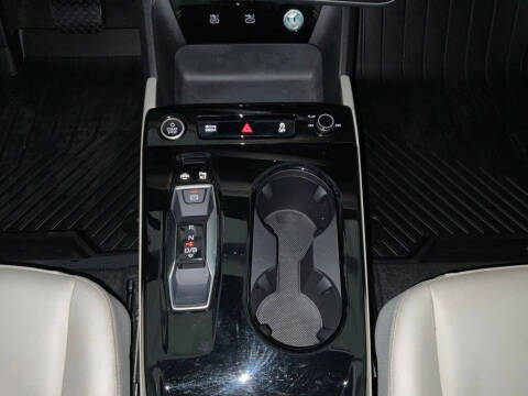 2025 Audi Q6 e-tron Premium