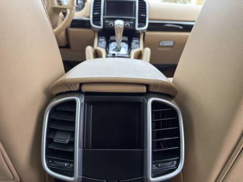 2014 Porsche Cayenne S