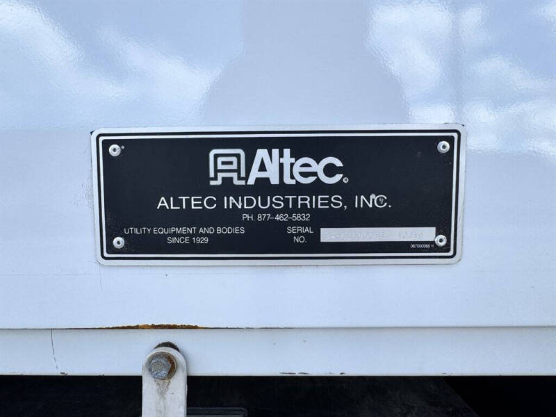 2020 Freightliner M2 106