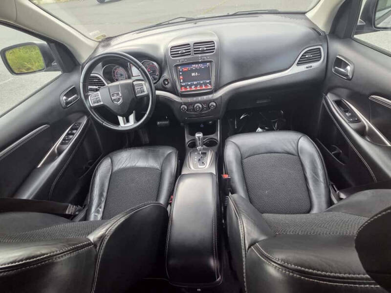 2018 Dodge Journey Crossroad