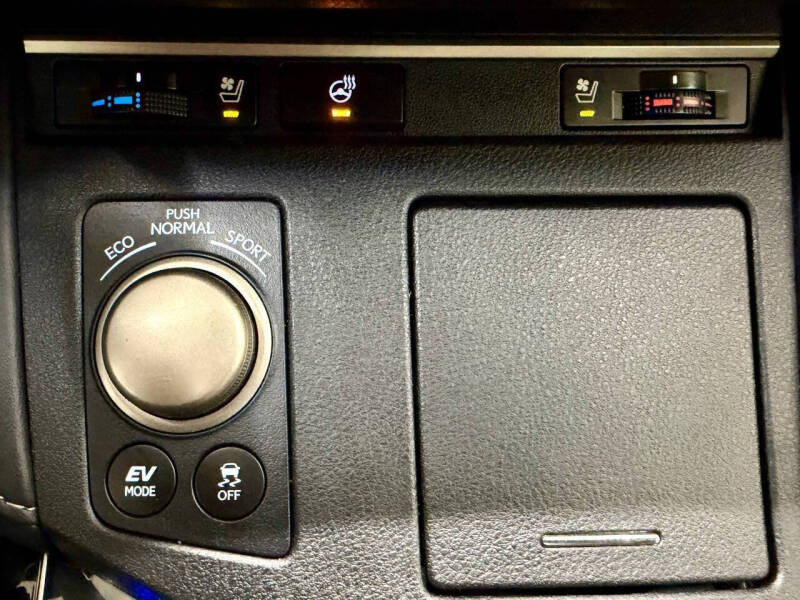 2018 Lexus ES 300h