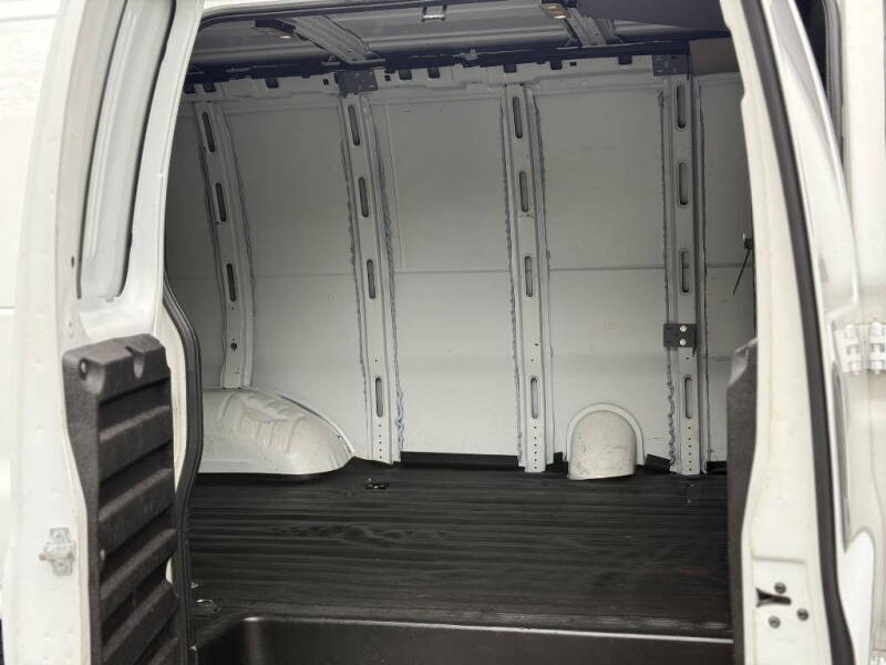 2018 Chevrolet Express 2500