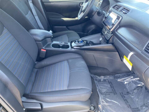 2025 Nissan LEAF SV PLUS