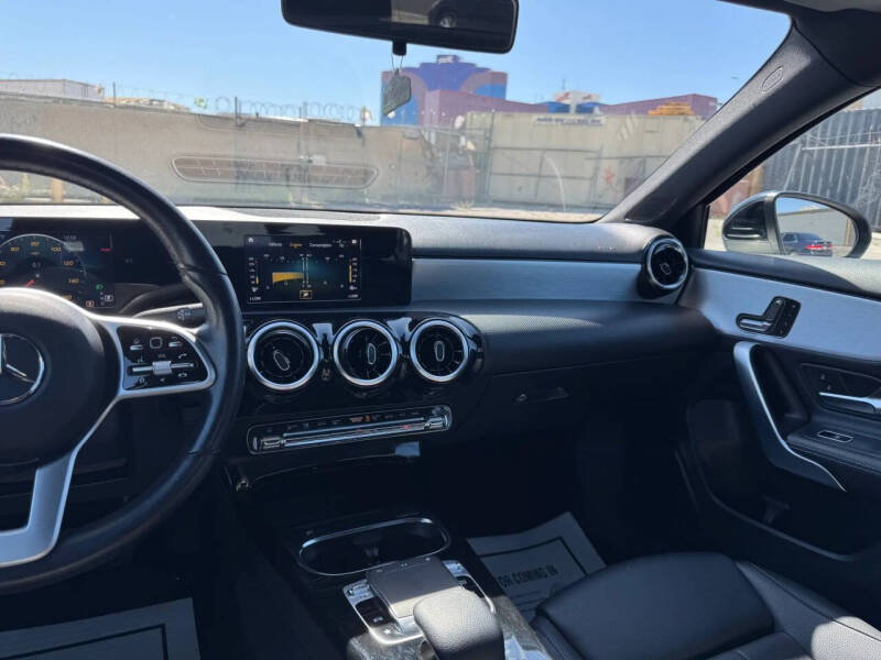 2019 Mercedes-Benz A-Class A 220