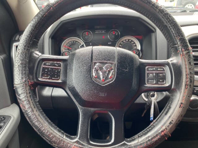 2018 RAM 1500 SLT