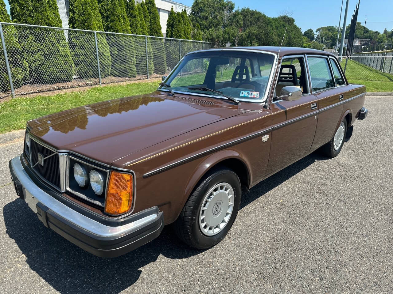 1979 Volvo 244DL 11