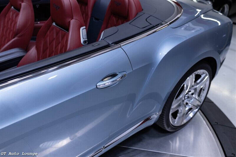 2015 Bentley Continental 23