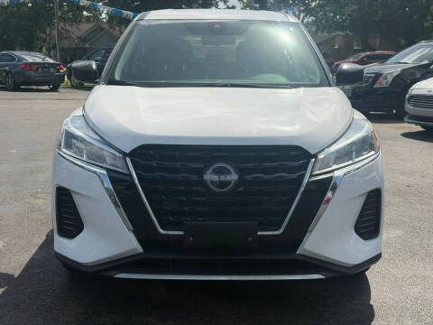 2024 Nissan Kicks S