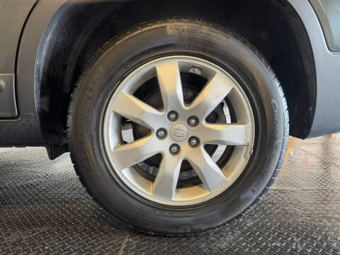 2011 Kia Sorento LX
