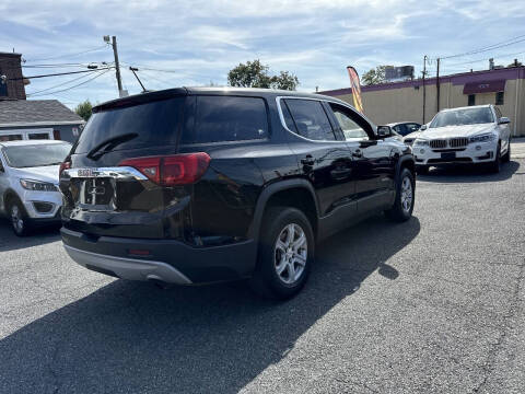 2017 GMC Acadia SLE-1