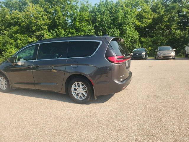 2022 Chrysler Pacifica Touring L