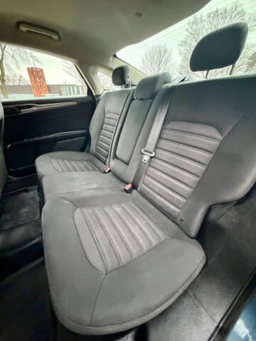 2019 Ford Fusion Hybrid SE