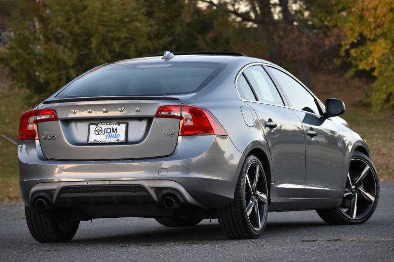2016 Volvo S60 T5 Drive-E R-Design SE