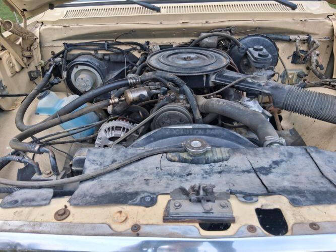 1985 Dodge D100 Pickup