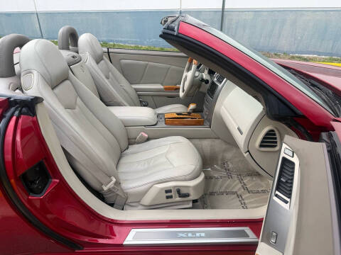 2004 Cadillac XLR