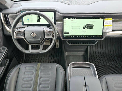 2023 Rivian R1S Adventure