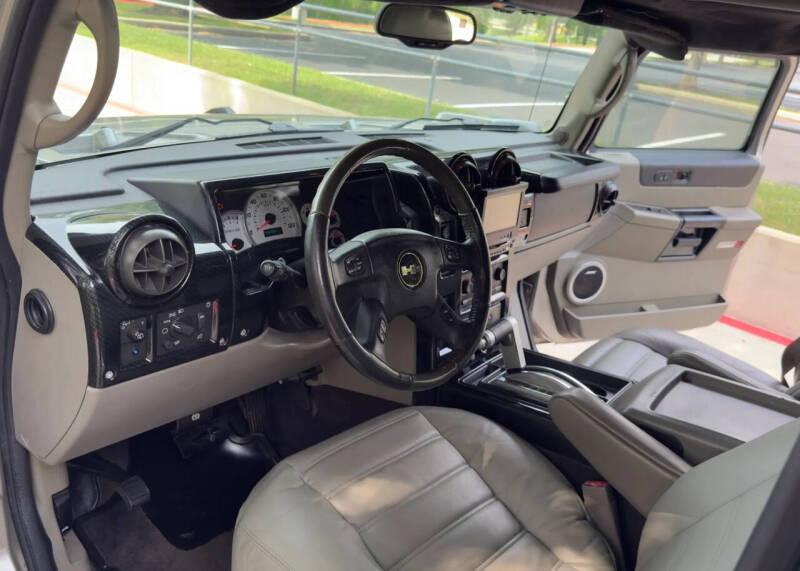 2004 HUMMER H2