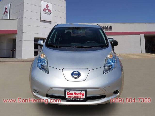 Used 2015 Nissan LEAF SL with VIN 1N4AZ0CP1FC322355 for sale in Irving, TX