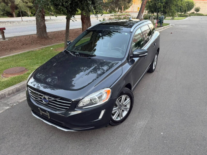 2016 Volvo XC60 T6 Drive-E Platinum