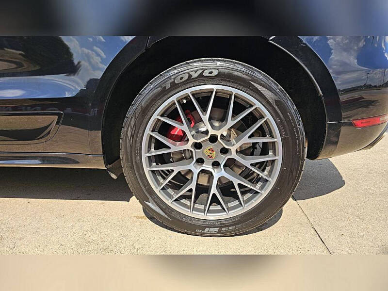 2016 Porsche Macan Turbo