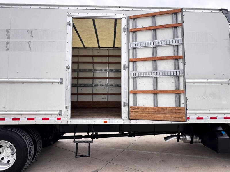 2020 International MV607