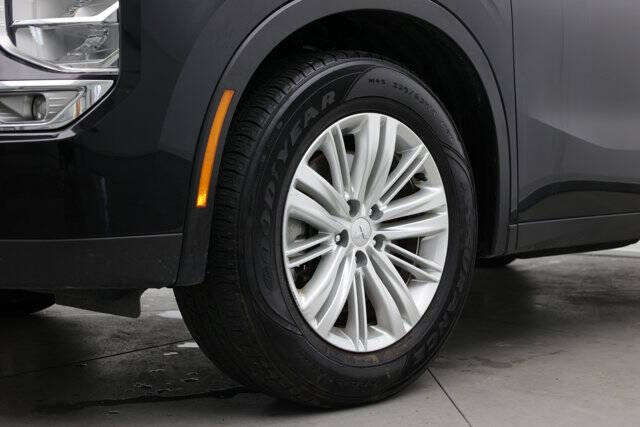 2024 Mitsubishi Outlander ES
