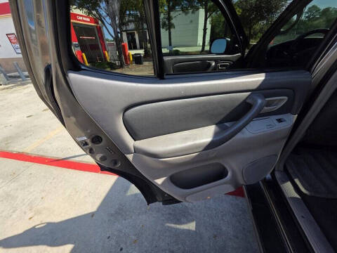 2006 Toyota Sequoia SR5