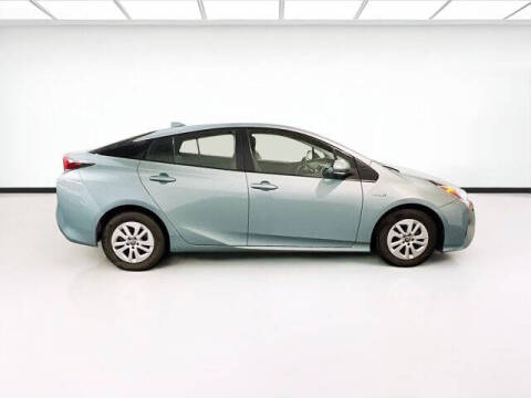 2016 Toyota Prius Two
