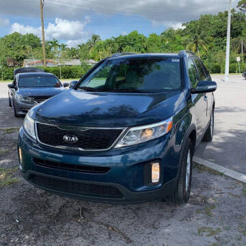 2015 Kia Sorento for sale at FLORIDA CAR TRADE LLC in Davie FL